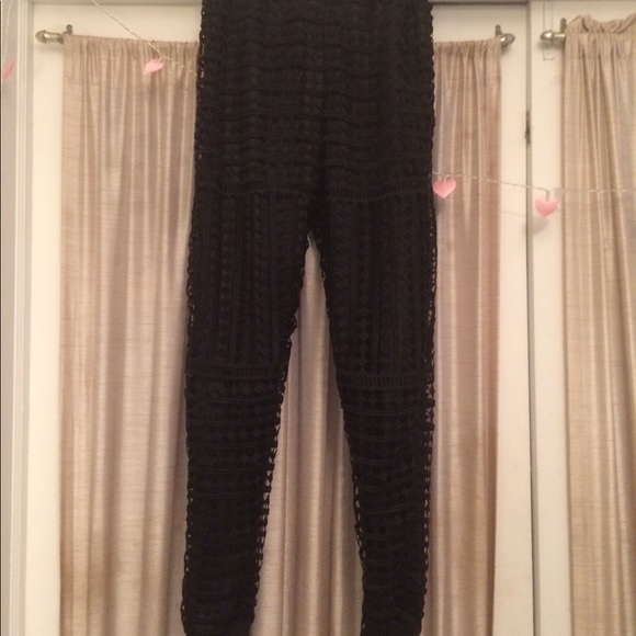 👠2 for 20Black crochet design stretchy pants - Picture 2 of 8